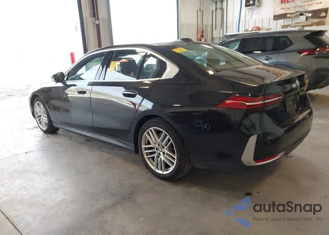 2025 BMW 530I from USA, damaged, VIN WBA43FJ06SCU54861